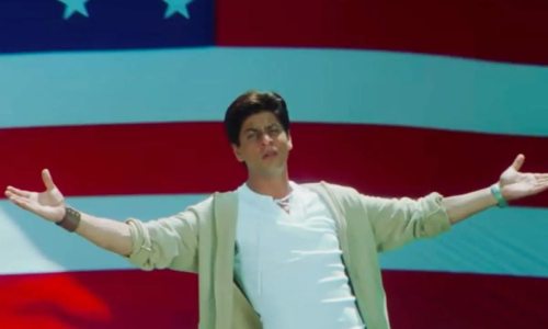 Shahrukh Khan in the movie Kal Ho Na Ho
